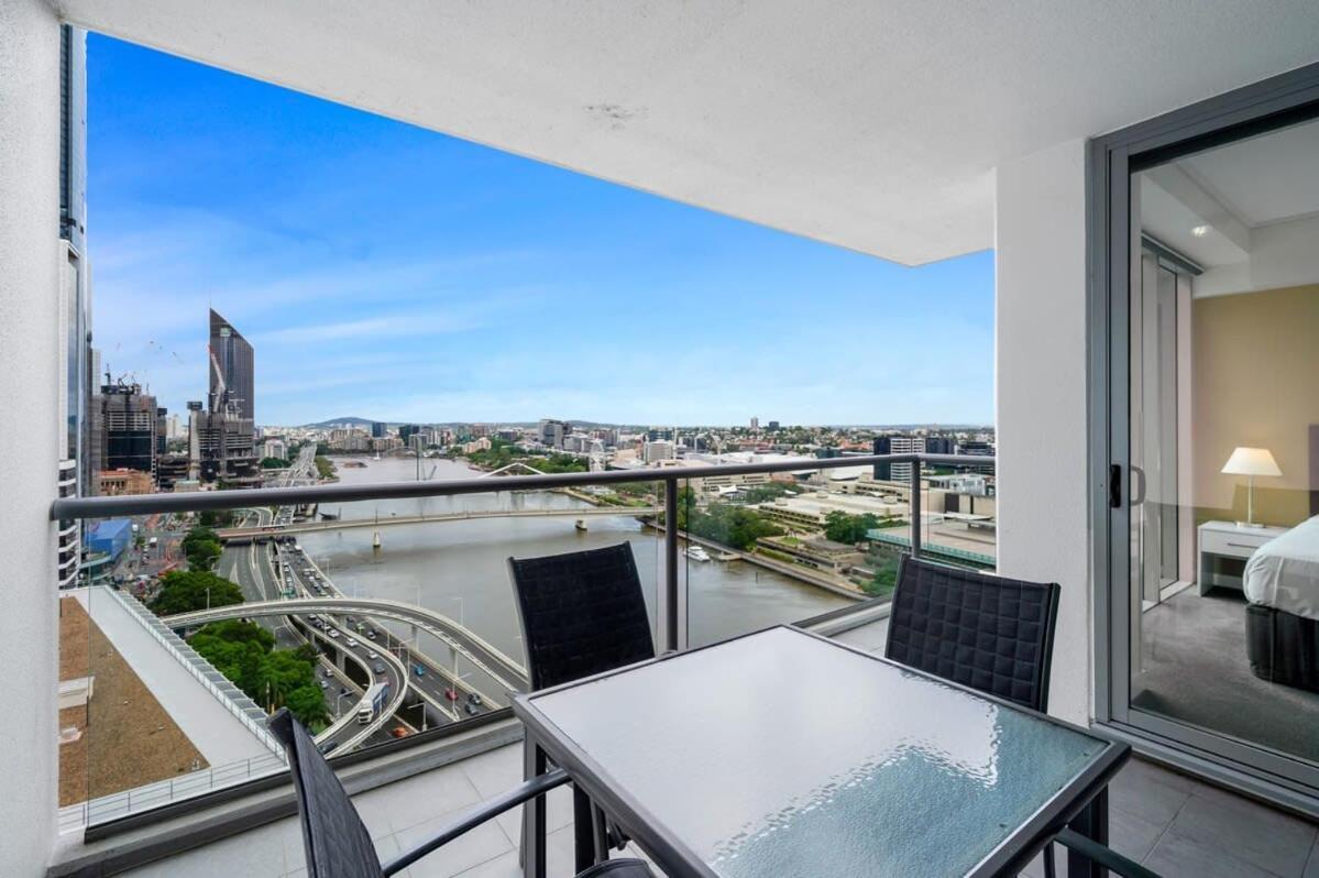 City Living - Brisbane River-View 2 Bedroom Apt Eksteriør bilde